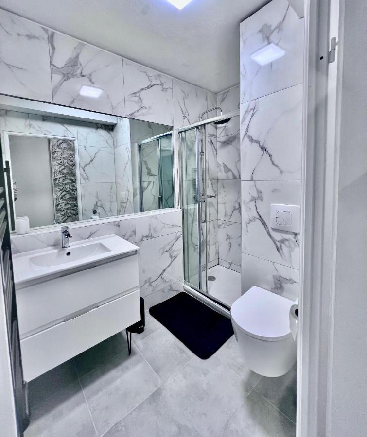 Studio Le Floreale Palace Menton Buitenkant foto